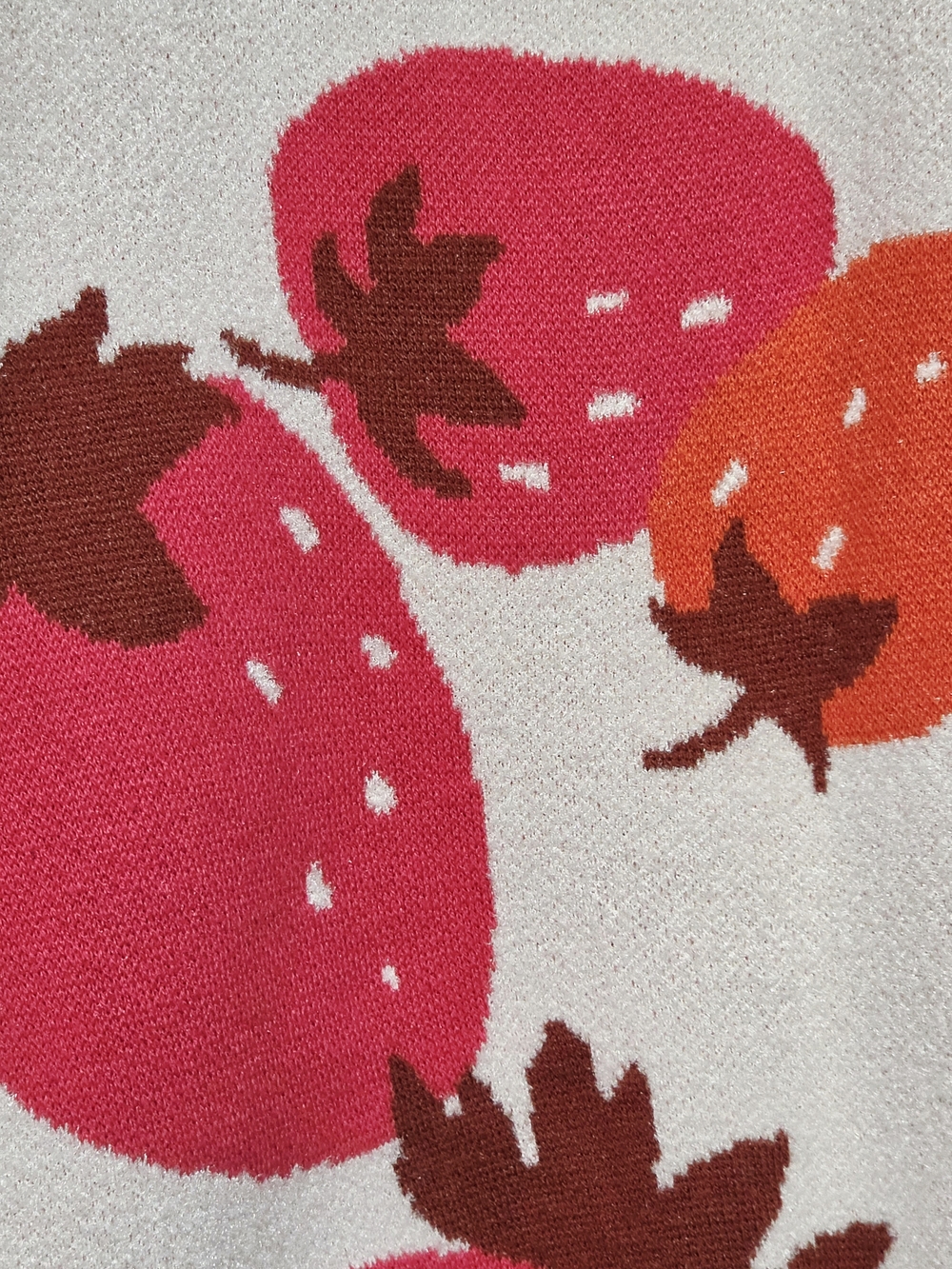 Ann Taylor Fun Strawberry Print Sweater Pink Red Cream Soft Knit Medium - Picture 11 of 11
